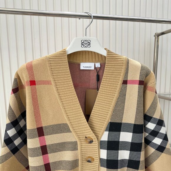 Burberry - Check Wool Cashmere Jacquard Cardigan - Picture 3 of 11